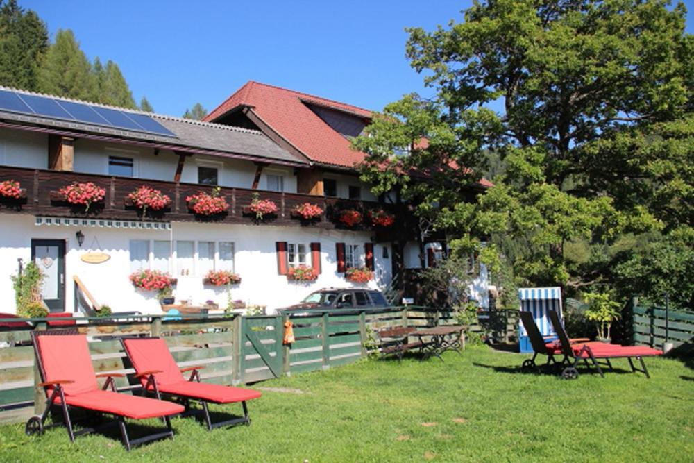 Haus Mauken - Appartments Mit Panoramablick Murau Eksteriør bilde